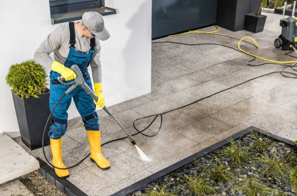Why Choose Our Certified Pressure Washing Experts for Your Project Needs in Ponder, TX?